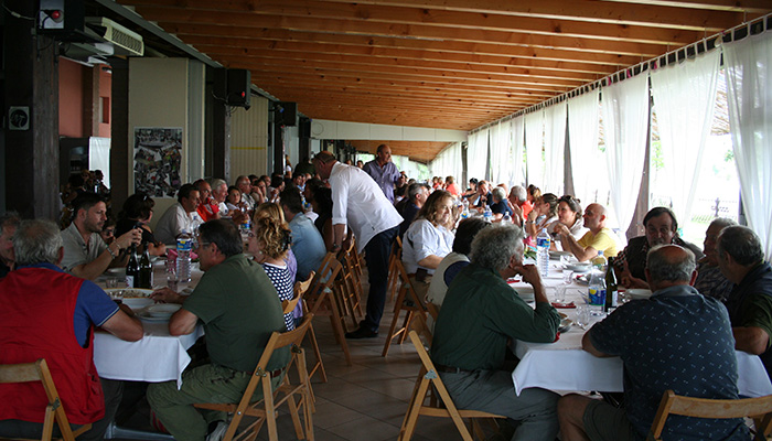 I partecipanti alla prova e al raduno a pranzo